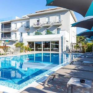 Hotel Paradiso