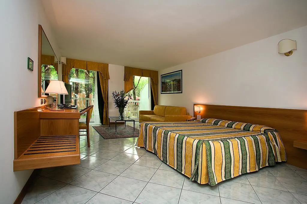 Hotel Capri Bardolino